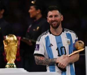 IFFHS elege Messi como melhor jogador da hist&oacute;ria; Pel&eacute; &eacute; 2&deg; colocado
