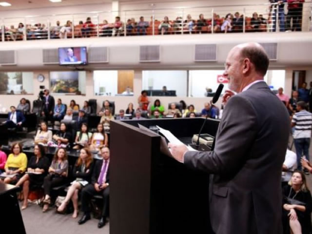 Audi&ecirc;ncia P&uacute;blica discutiu implanta&ccedil;&atilde;o do Or&ccedil;amento da Mulher